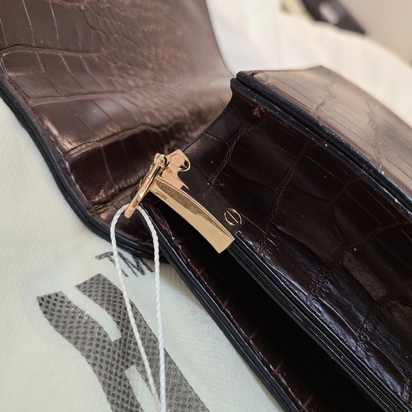 BNWT vegan crocodile leather brown structure purse - Picture 5 of 9